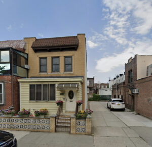 2 family for sale! 18&62 1.350m