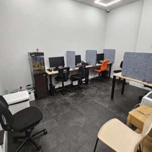 New listing! Office space for rent! 13th/ Ave Low St,  Walk in level plus 1 room on 2nd floor,  large open space – 4 Private rooms.  Excellent condition- 2 bathroom 2 entrances $5900