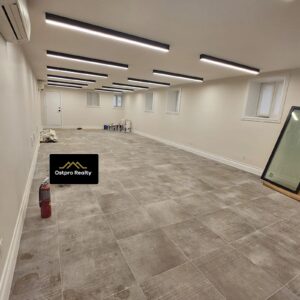 Office Space for rent! 16/Low 40s, High Ceiling Basement Brand new! 1000 sq, 2 bathrooms, kitchenette. Lot of windows, Open space, $2500 Utilities included