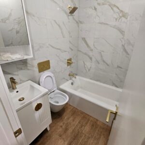 Furnished 2 bedroom Apartment for rent! 13/ Low 40s   High ceiling basement 1 bathroom Beautiful condition $2000