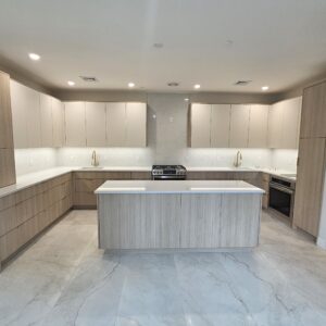 Condo for sale! 15th Prime Bp, LUXURY BRAND NEW! 4th And 5th Duplex, 2800 Sqft + rooftop READY TO MOVE IN TODAY! Fully Detached $2.1M – Wow Only 750 Psf More Info at Description!